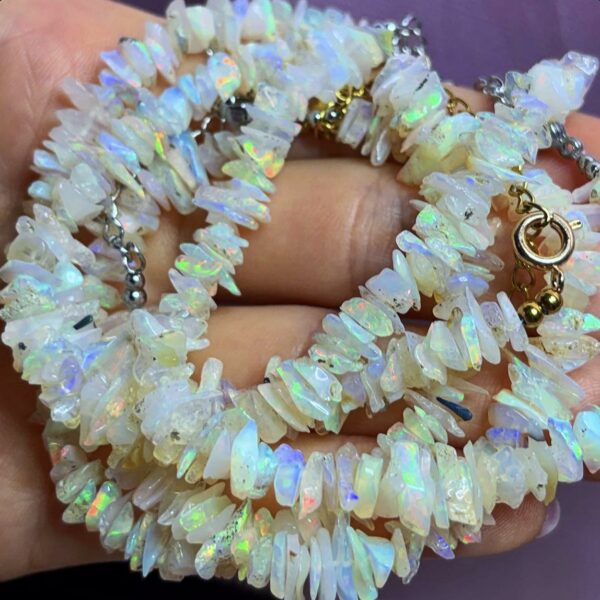 Bracelet opale brute · Pureté naturelle · Fermoir argenté