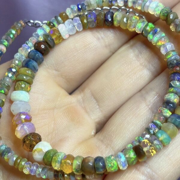 Bracelet opale multicolore · Éclat unique · Fermoir argenté